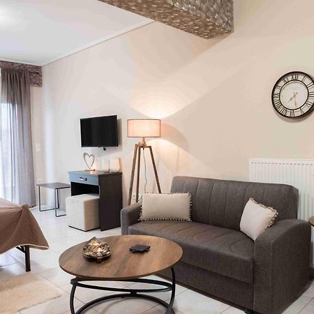Laconian Collection "Nefeli" Boutique Apartment Sparta Ngoại thất bức ảnh